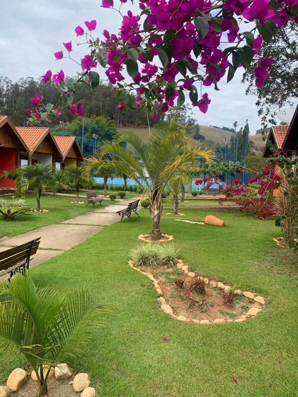 Pousada E Restaurante Bora Bora Da Serra 상벤투 두 사푸카이 외부 사진